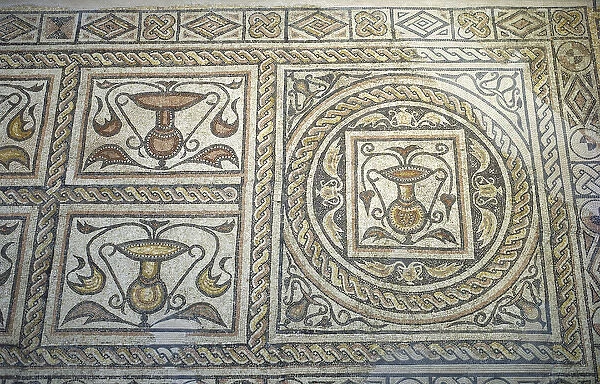 Roman mosaic. Decoration with vessels. 1st century AD. From