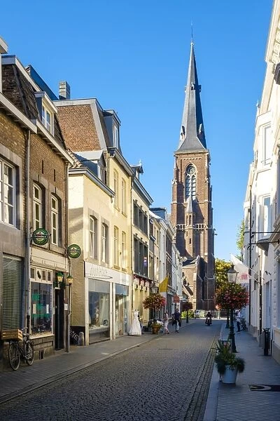 Shopping streets in Wyck quarter, Mstricht, Limburg, Netherlands, Europe