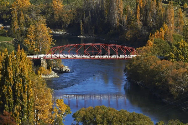 Clyde Bridge and Clutha River, Clyde, Central Otago, South Island, New Zealand