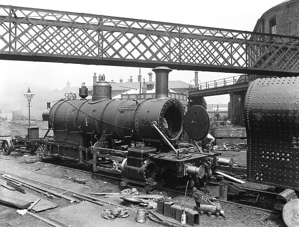 Baldwin engine under construction, about 1898