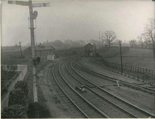 Huntingdon station, Great Northern and Great Eastern Railwaylocomotive shed on left