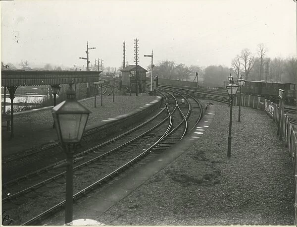 Huntingdon station, view looking west from platform, 1910. The Great Northern & Great