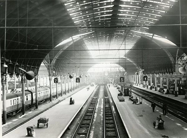 London Paddington station, British Railways, 1953