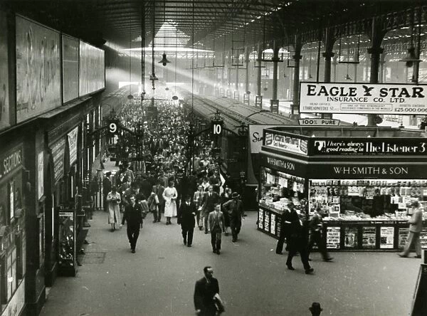 London Victoria station, Southern Railway, 1930s