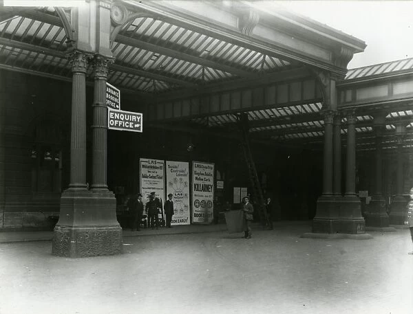 Manchester Exchange station, London Midland and Scottish Railway (formerly London and North Western Railway), 1927