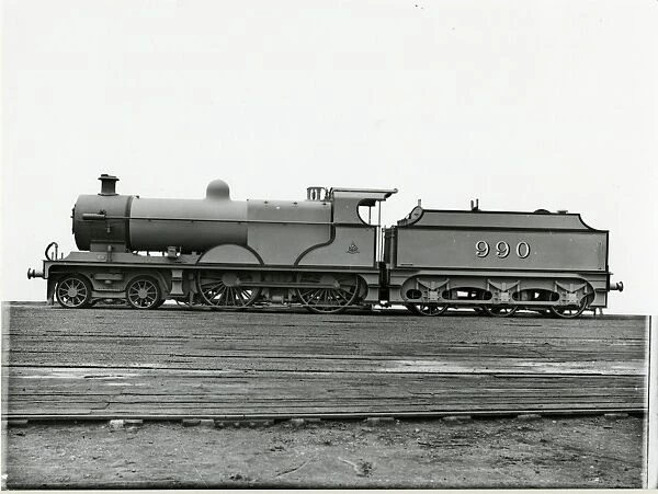 Midland Railway Class 4, 4-4-0 steam locomotive number 995. Built Derby in 1909