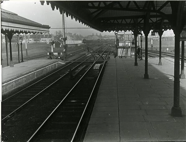 Newmarket, through station built in 1902, taken from the east end of the platform