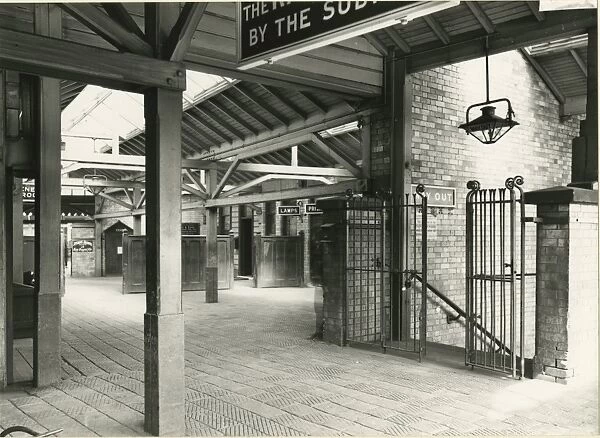 Radcliffe Station. Lancashire & Yorkshire Railway. Inside the station showing the