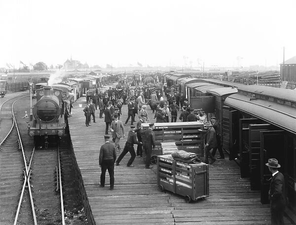 Royal Agricultural show traffic, 1921