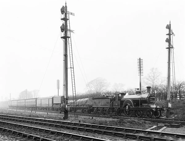Theatrical train at Spondon junction, 1910