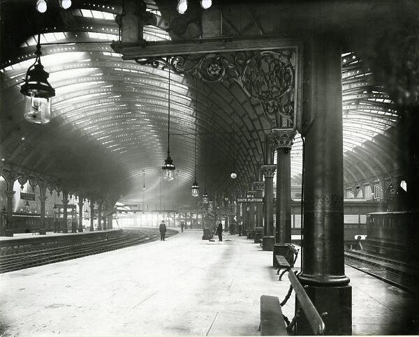 York station, North Eastern Railway, August 1906