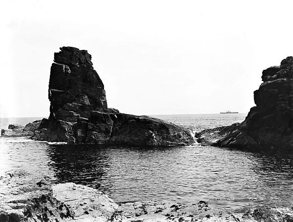 Bumble Rock, Landewednack, Cornwall. 1908