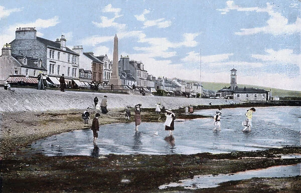 Helensburgh from below the Esplanade (colour photo)
