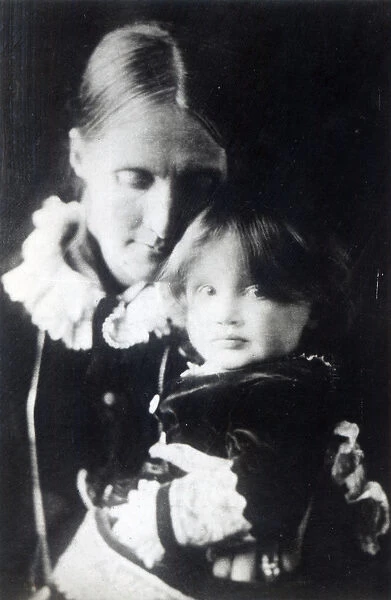 Virginia Woolf, with her mother Julia, 1884 (b  /  w photo)