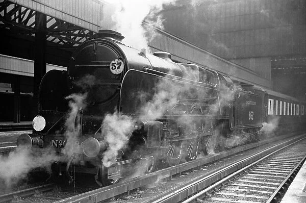 Steam Locomotive 862 Lord Collinswood (Lord Nelson Class) seen here at Waterloo