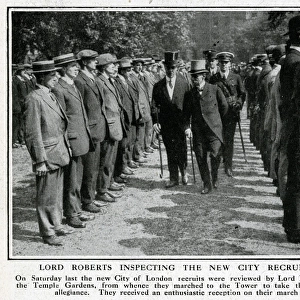 Lord Roberts inspecting City of London recruits, WW1