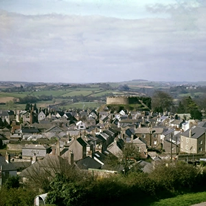 Rooftop view of Totnes and castle, Devon