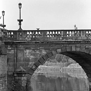 Welsh Bridge over the River Severn, Shrewsbury