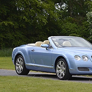 Bentley Continental GTC 2008 Blue light