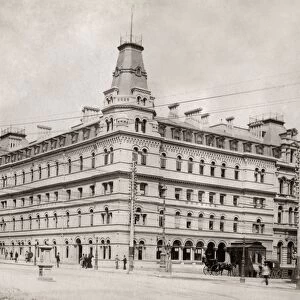 AUSTRALIA: MELBOURNE, c1900. Menzies Hotel on the corner of Bourke Street South