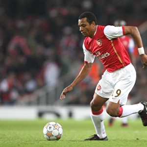 Arsenal's Gilberto Shines in 7-0 UEFA Champions League Victory over Slavia Prague at Emirates Stadium (2007)