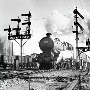Castle class 4-6-0 locomotive, No 5082 Swordfish, leaving Scours Lane hauling the 11