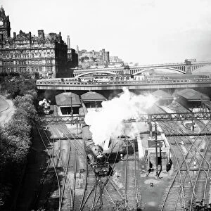 Edinburgh Waverley Station, c 1950s