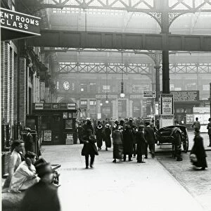 Liverpool Exchange station, Lancashire & Yorkshire Railway. View of the concourse