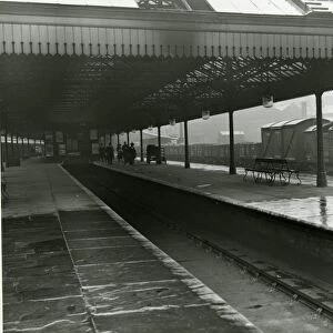 Wigan station, Lancashire & Yorkshire Railway. View of platforms looking towards Manchester