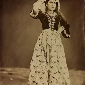 Album "Damas et Baalbek ": Young Syrian woman in traditional clothes