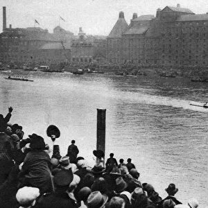 Finish of the Oxford and Cambridge Boat Race, London, 1926-1927