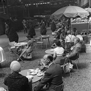 Euston Station 1957 new continental style refreshment section There may not