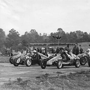 Formula 3 cars at paddock exit, Castle Combe October 1950