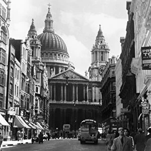 St Pauls Cathedral seen from Ludgate Hill August 1939