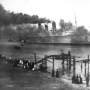 The wallsend built super liner Mauretania leaves the river Tyne for her first trials at